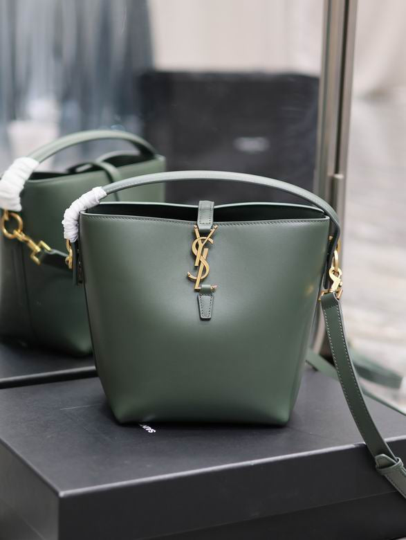 Saint Laurent