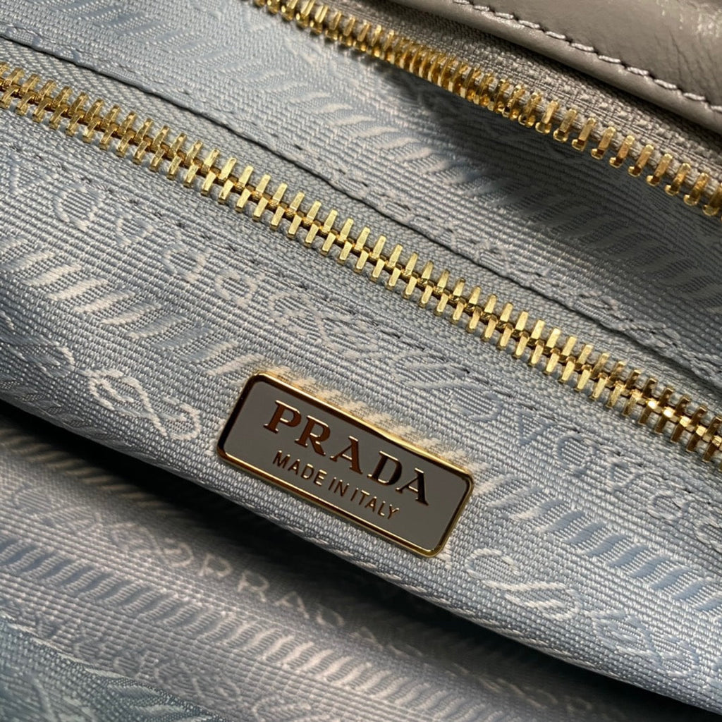 Prada Bonnie