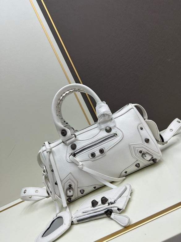 Elegantna torba Dora — pogled 2