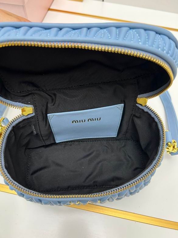 Miu miu Make-up