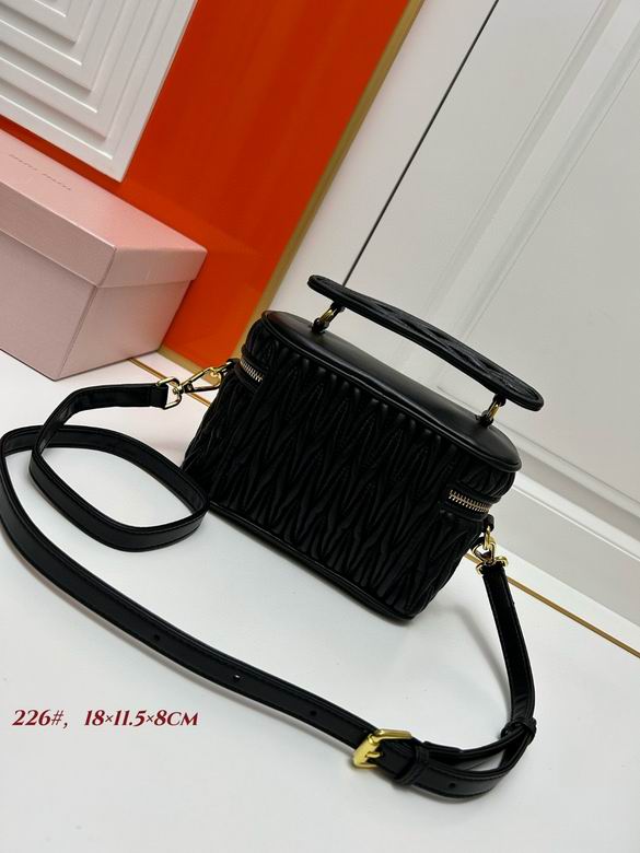 Miu miu Make-up