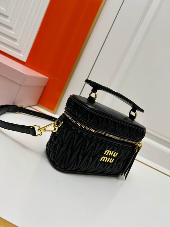 Miu miu Make-up