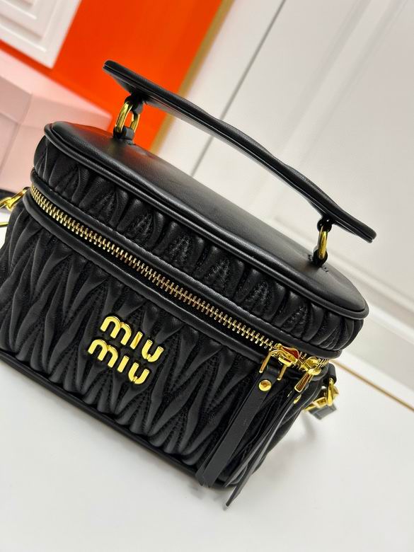Miu miu Make-up