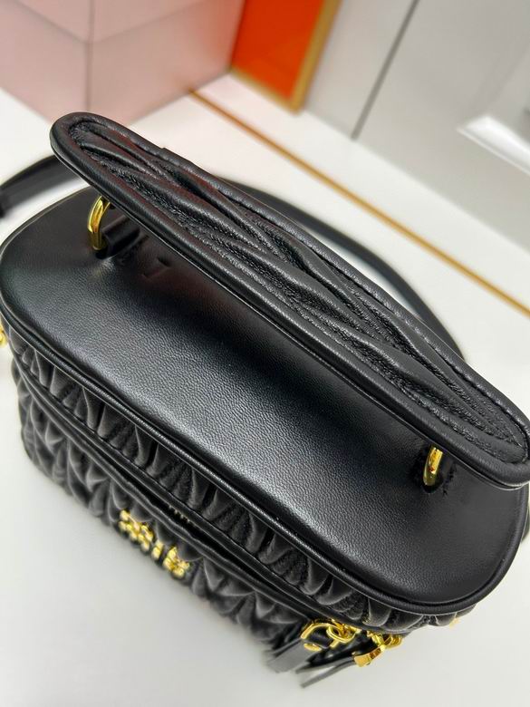 Miu miu Make-up