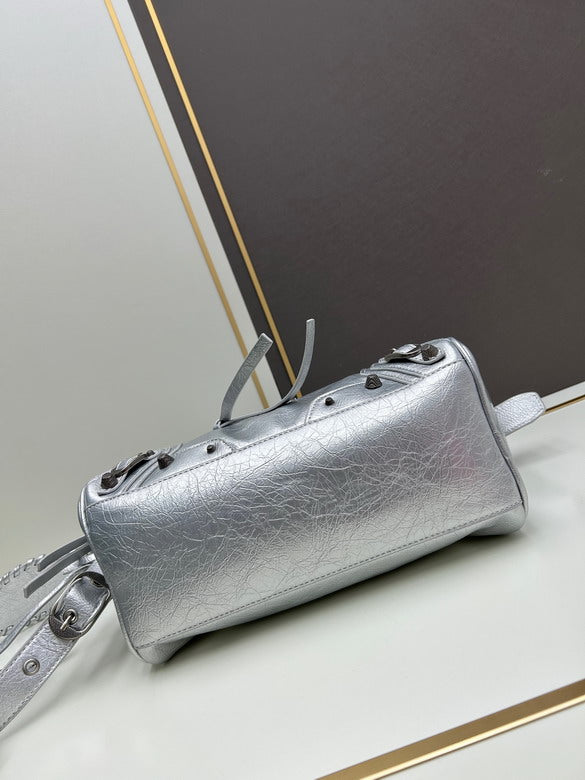 Elegantna torba Tara — pogled 8
