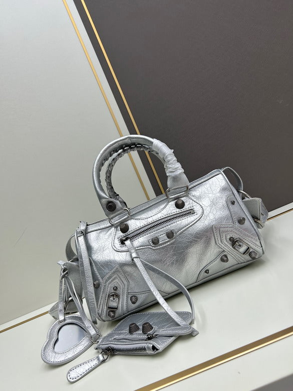 Elegantna torba Tara — pogled 2